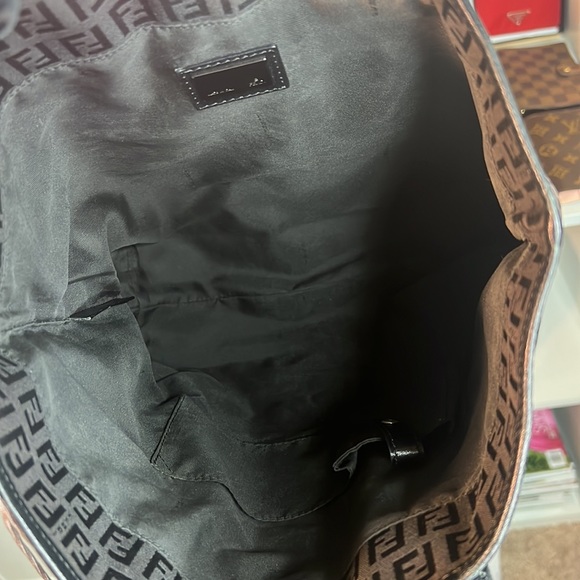 Fendi FF print tote bag - women - Leather/Nylon - Picture 9 of 16